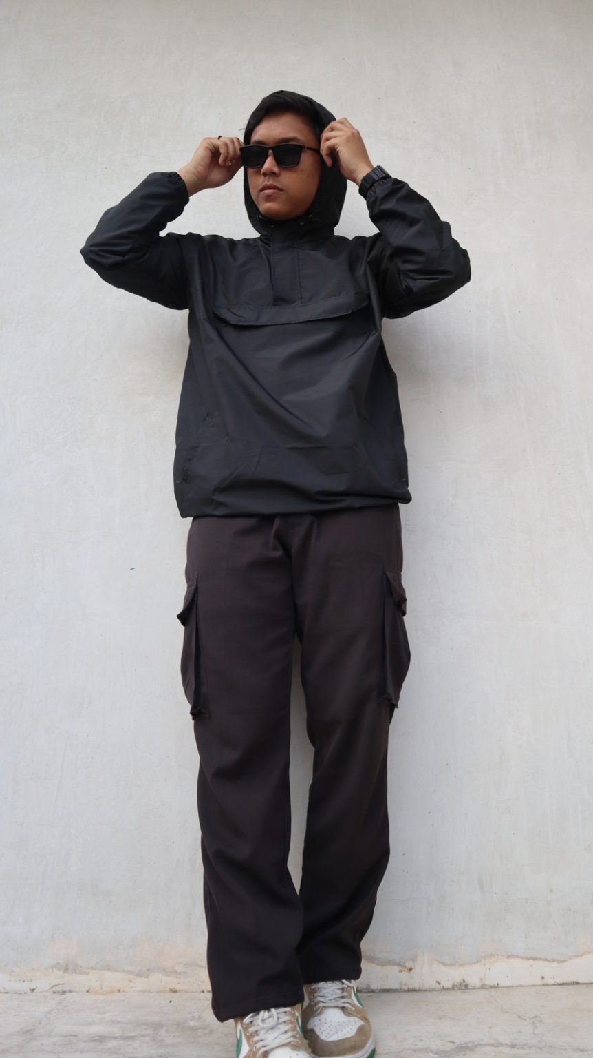 Jaket Cagoule Depan