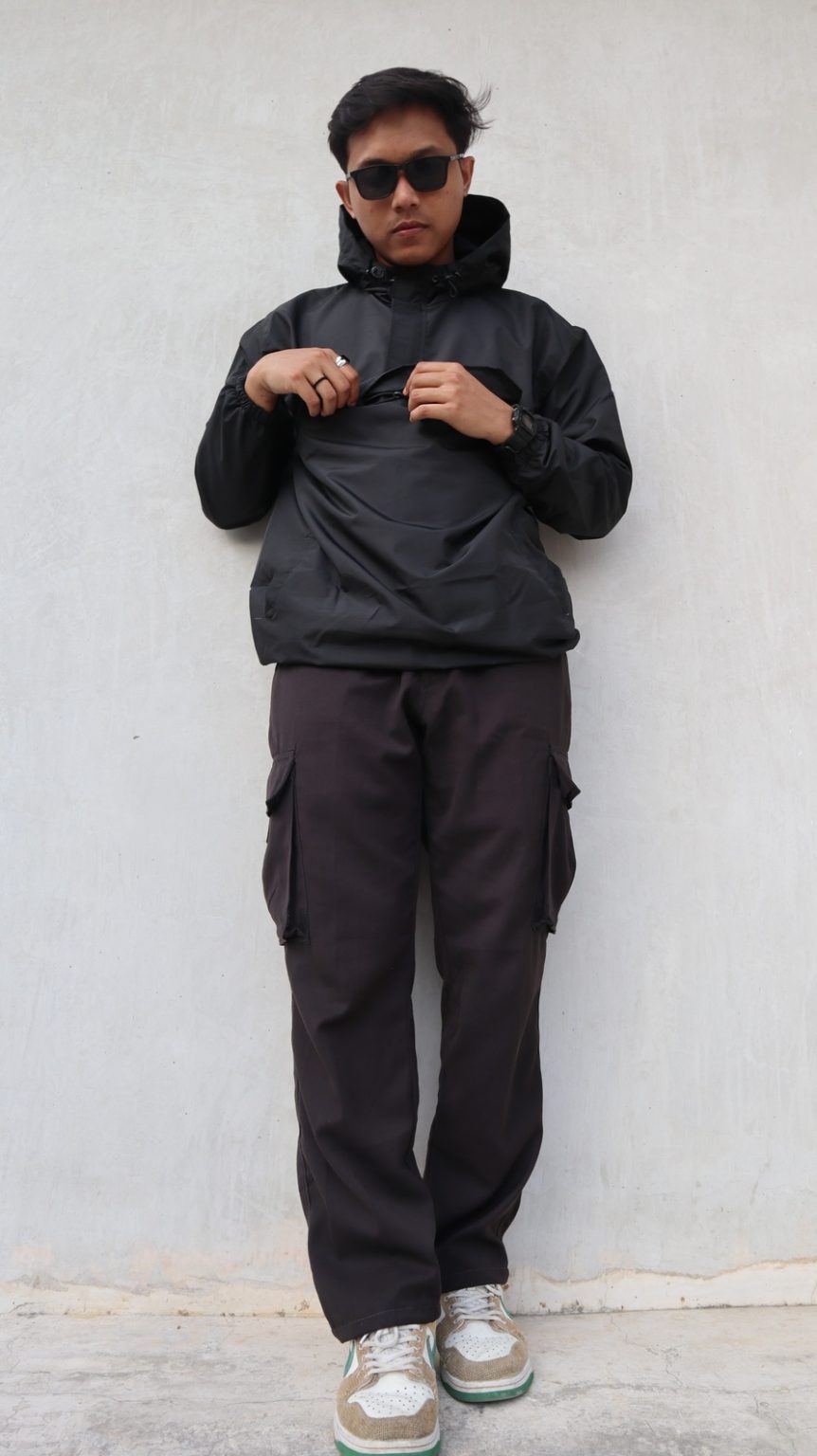 Jaket Cagoule Depan