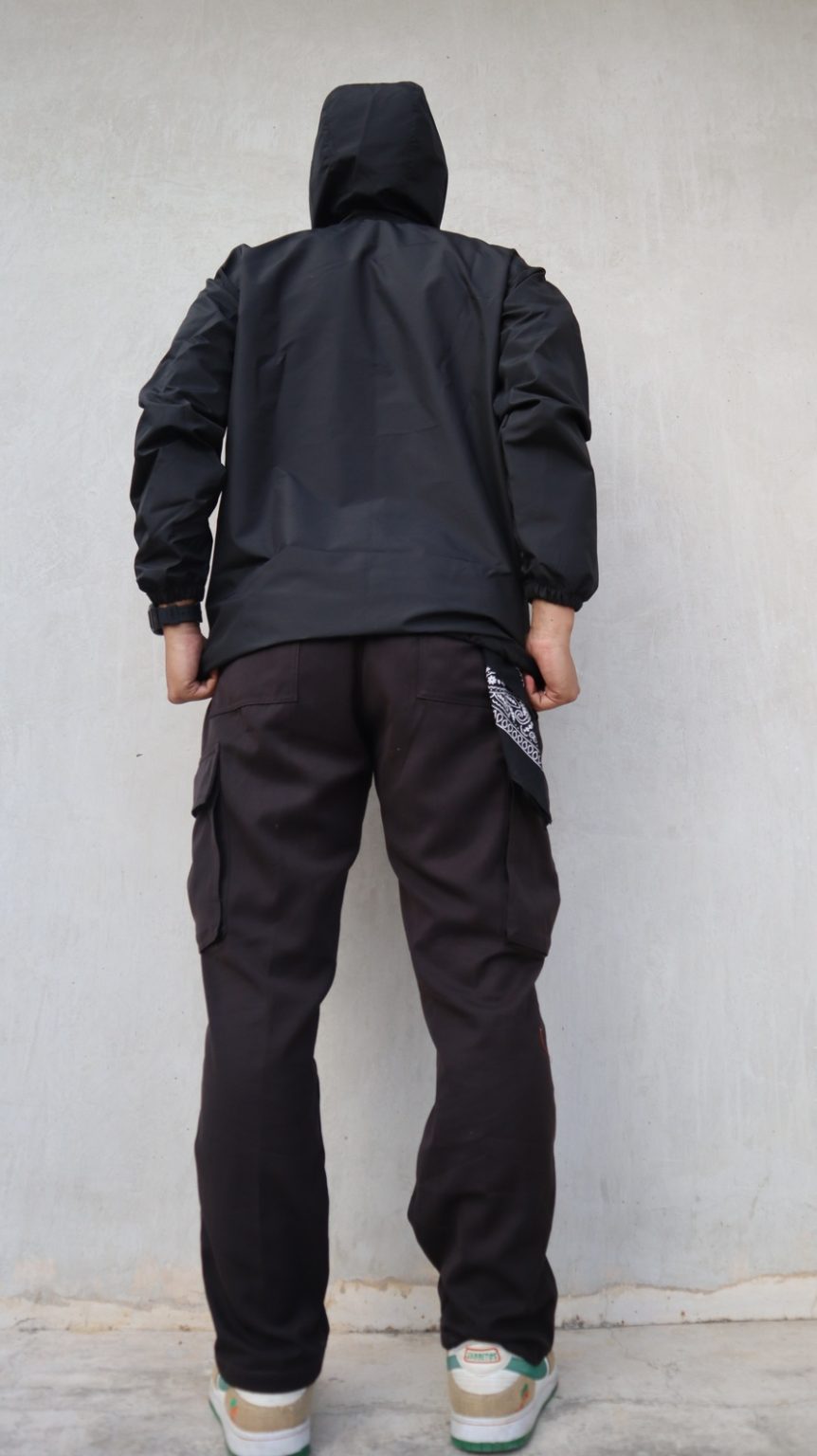 Jaket Cagoule Belakang